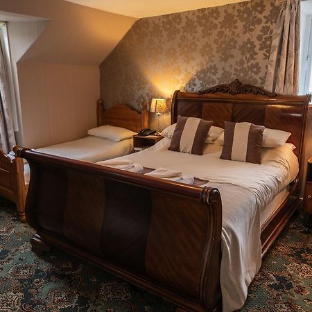 Cairndow Stagecoach Inn Bagian luar foto