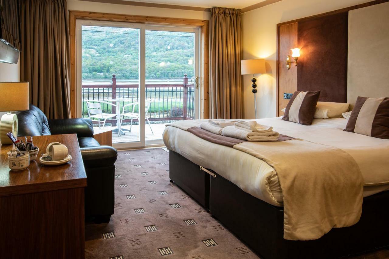 Cairndow Stagecoach Inn Bagian luar foto